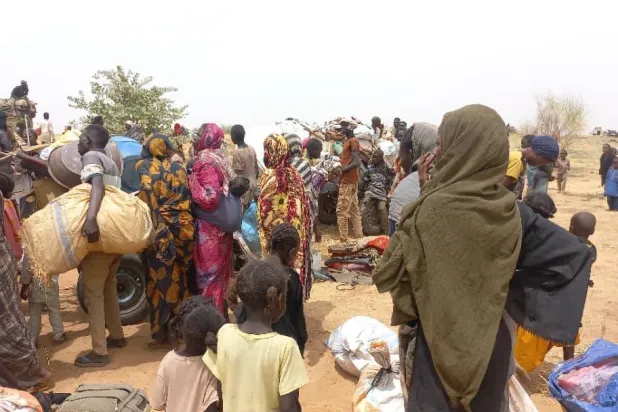 نازحون من مدينة الفاشر المحاصرة (أرشيفية - الشرق الأوسط)