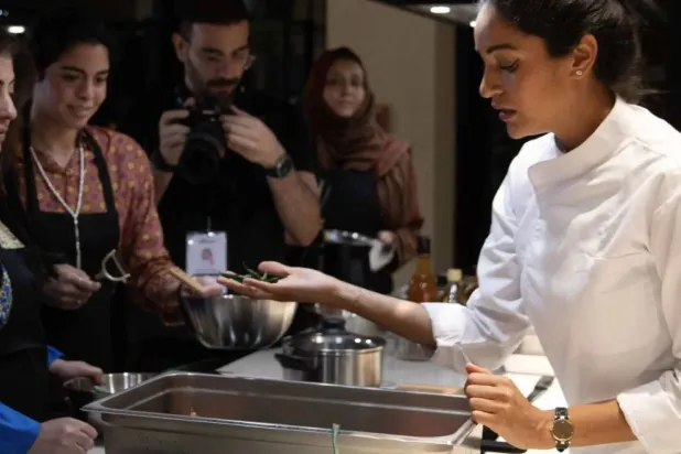 من ورشات العمل في بينالي الفنون الإسلامية (هيئة بينالي الدرعية)