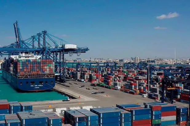 ميناء الملك عبد العزيز في الدمام (الهيئة العامة للموانئ)