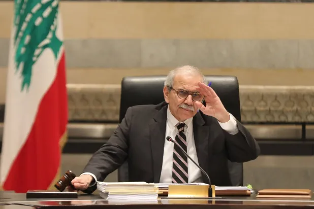 رئيس الوزراء اللبناني: لا دولة حقيقية إلا في احتكار القوات المسلحة للسلاح