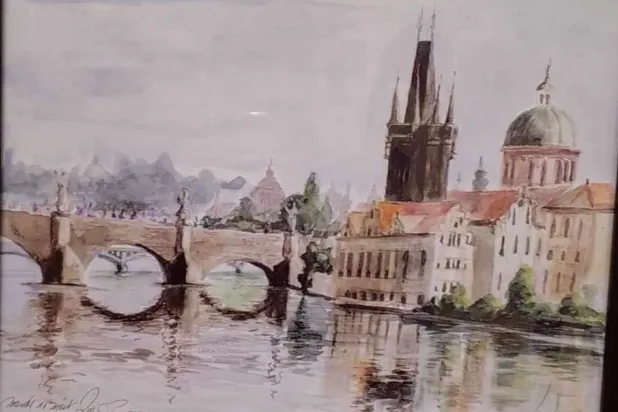 لوحات المعرض رصدت معالم سياحية وطبيعية (الشرق الأوسط)