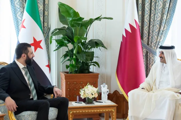 جلسة مباحثات بين أمير قطر والرئيس السوري في الدوحة (قنا)