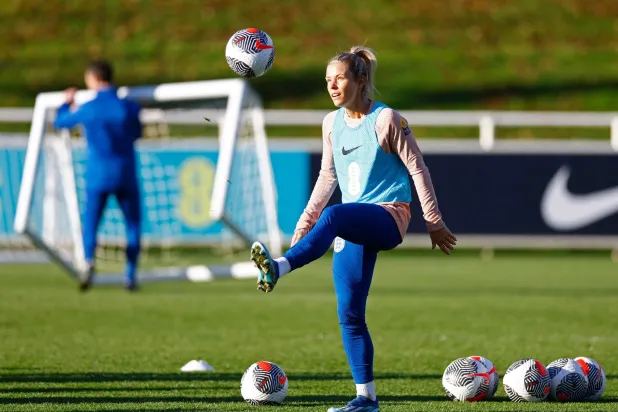 هذه المباراة ستكون أول لقاء رسمي يجمع بين «اللبؤات» وجامايكا (رويترز)