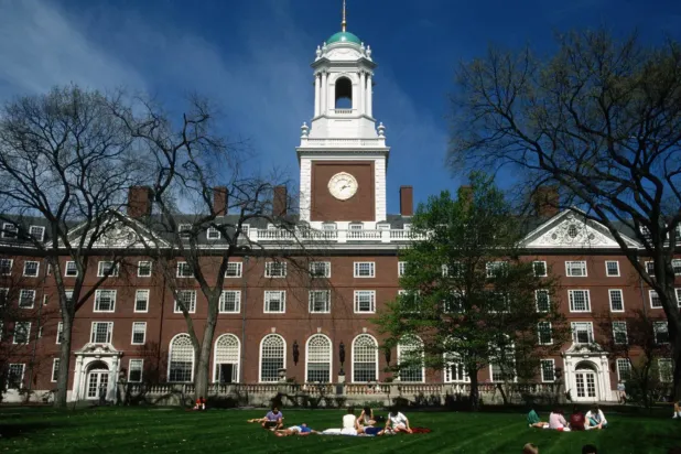 Prestijli Harvard Üniversitesi, Amerikan yönetiminin işlerine müdahalesini reddetti