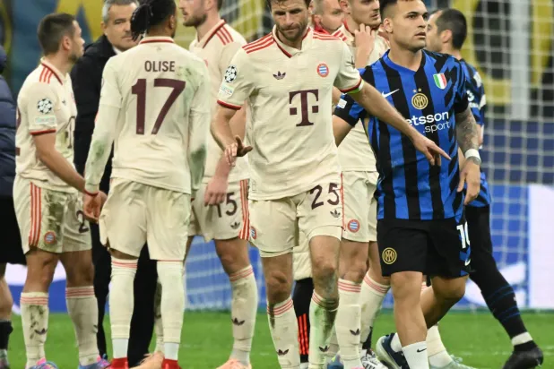 لا يزال بايرن قادراً على إنجاح موسمه من خلال الفوز بلقبي الدوري الألماني وكأس العالم للأندية (إ.ب.أ)