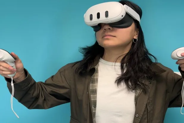 نظارات الواقع الافتراضي توفر للمستخدمين تجربة غامرة في بيئة رقمية ثلاثية الأبعاد (جامعة «كارنيغي ميلون»)