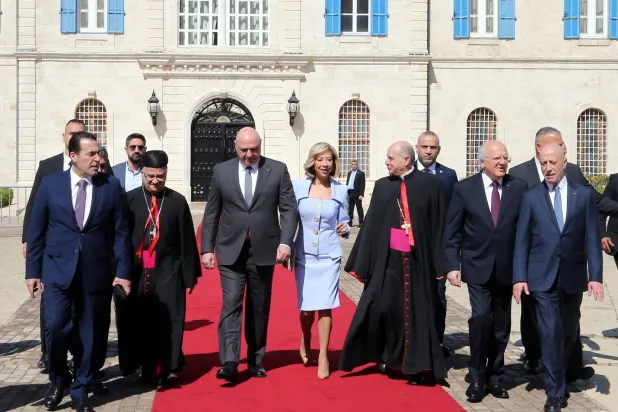 الرئيس اللبناني جوزيف عون في مقر البطريركية المارونية صبيحة عيد الفصح (الرئاسة اللبنانية)