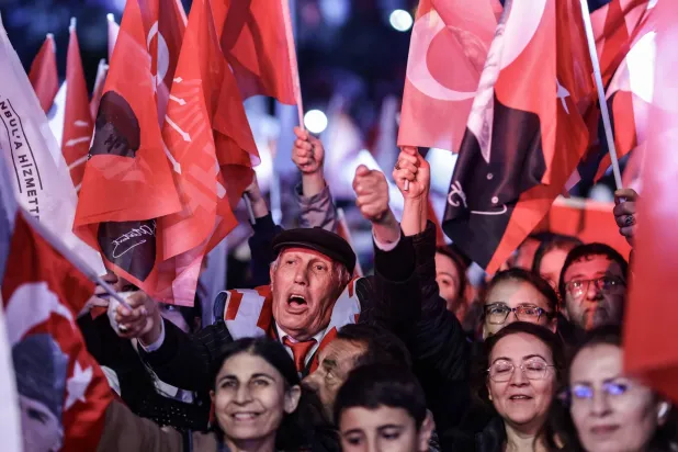 المعارضة التركية تدعو مناصريها إلى التجمّع الأربعاء أمام البرلمان في أنقرة (إ.ب.أ)