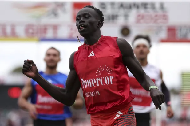 العداء الواعد جوت جوت (أ.ف.ب)