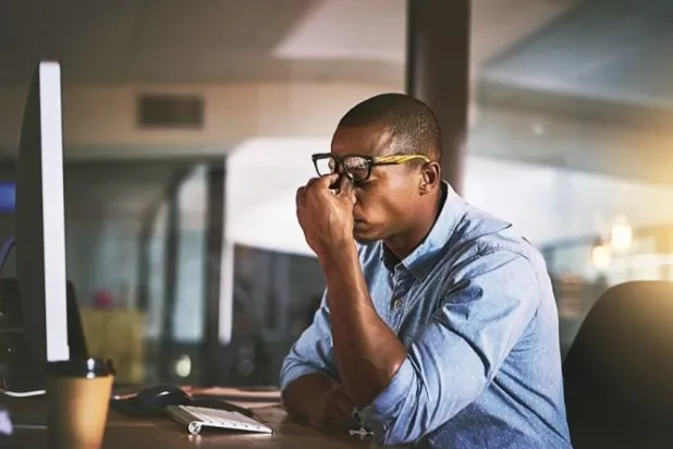 قلة الراحة قد ترفع مستوى الكورتيزول (رويترز)