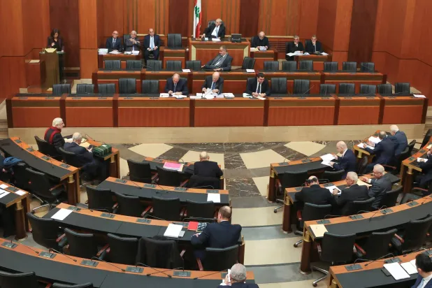 جانب من جلسة سابقة للبرلمان اللبناني (رويترز)