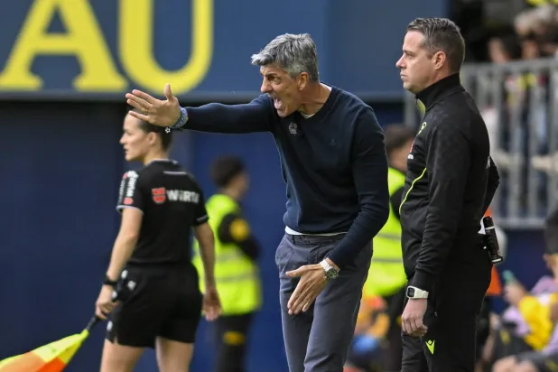 إيمانول ألغواسيل (إ.ب.أ)