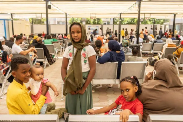 سودانيون في مكتب شؤون اللاجئين بالقاهرة (مكتب مفوضية شؤون اللاجئين)