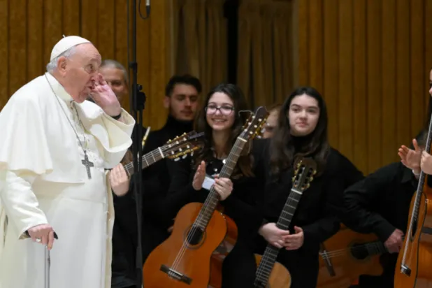 وفق دوائر الفاتيكان تضمّ مكتبة البابا فرنسيس الموسيقية أكثر من 2000 أسطوانة (موقع الفاتيكان)