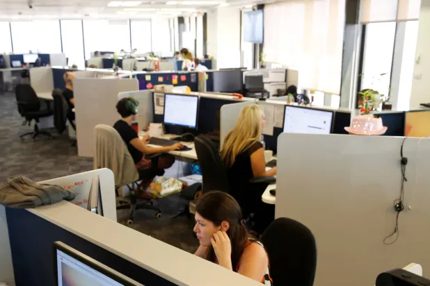 الاستقلالية في العمل تمثل دافعاً كبيراً (رويترز)