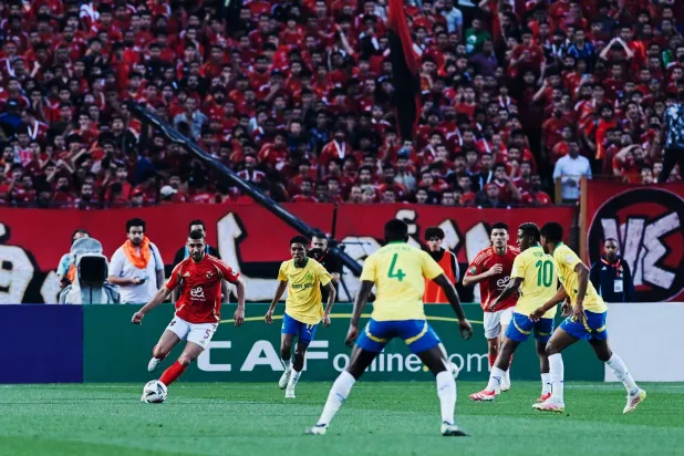 خروج الأهلي من نصف نهائي دوري أبطال أفريقيا دفعه للاستغناء عن خدمات مدربه كولر (حساب النادي الأهلي على فيسبوك)