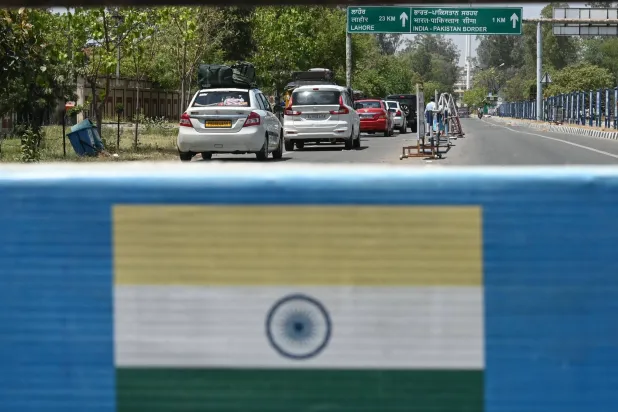 الهند تحظر أكثر من اثنتي عشرة قناة يوتيوب باكستانية بزعم نشرها محتوى «استفزازياً» (أ.ف.ب)