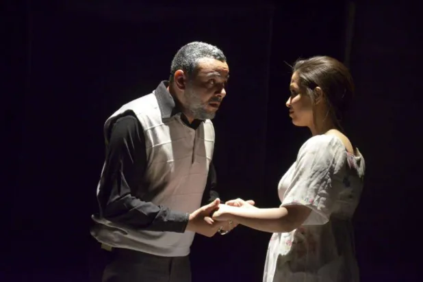 العرض المسرحي «الوهم» الذي عالج قضية الغيرة (وزارة الثقافة المصرية)