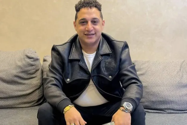 المطرب الشعبي رضا البحراوي (فيسبوك)