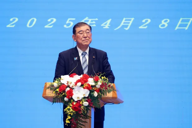 رئيس الوزراء الياباني شيغيرو إيشبا (إ.ب.أ)