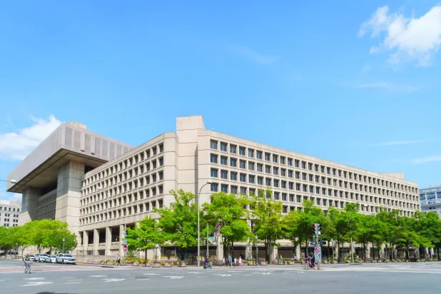 مبنى إدغار هوفر مقر «مكتب التحقيقات الفيدرالي» (إف بي آي) في واشنطن (غيتي)