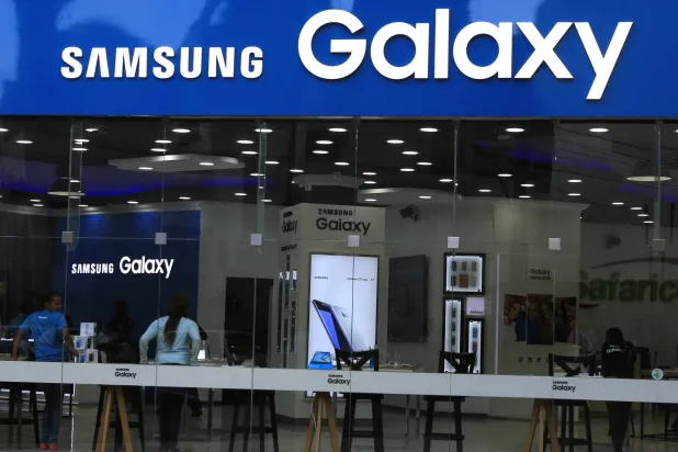 معرض تابع لشركة «سامسونغ» للجوالات في كوريا الجنوبية (رويترز)