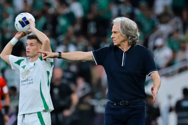 خيسوس (رويترز)