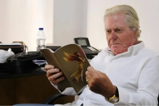 حسين فهمي أكد حبه للقراءة وارتباطه بها (مهرجان القاهرة السينمائي الدولي)