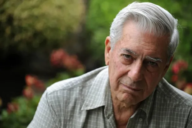 Vargas Llosa, ABD'deki Harvard, Princeton ve Columbia gibi prestijli üniversitelerde dersler vermişti (AFP)