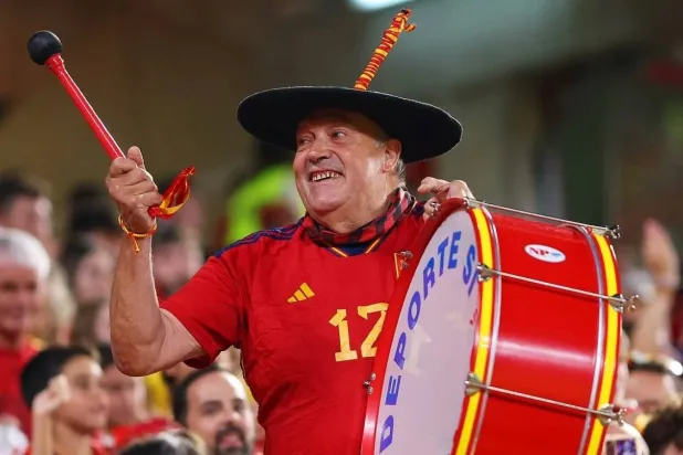 مانويل كاسيريس أرتيسيرو (وسائل إعلام إسبانية)