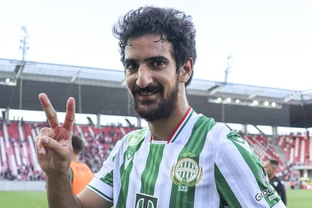 بن رمضان على أبواب الأهلي المصري (الشرق الأوسط)