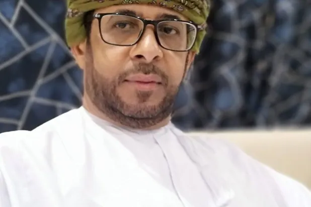 الشاعر حسن المطروشي: أمنح القارئ مشاركة في الاستمتاع بالنص والجرأة على ابتكار تأويله الخاص (الشرق الأوسط)