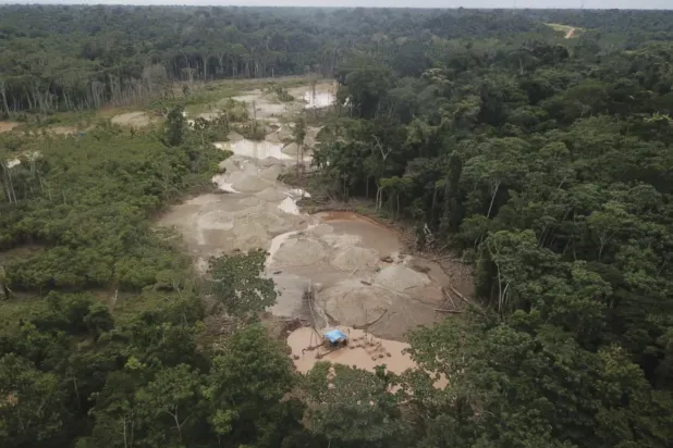 أحد مناجم الذهب في البيرو (أرشيفية)