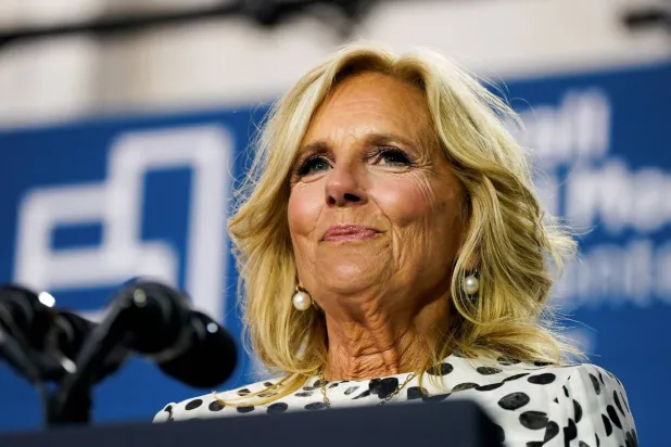 السيدة الأميركية الأولى السابقة جيل بايدن (رويترز)