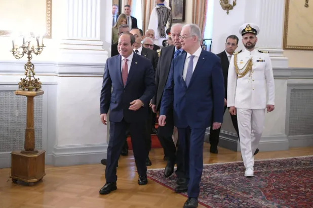 الرئيس اليوناني يستقبل الرئيس المصري (الرئاسة المصرية)