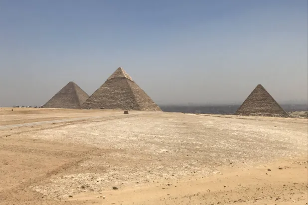 مطالب بإلغاء الحفلات الخاصة بمنطقة الأهرامات (الشرق الأوسط)