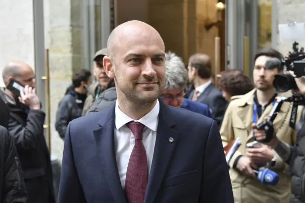 وزير الخارجية الفرنسي جان نويل بارو (أ.ب) 