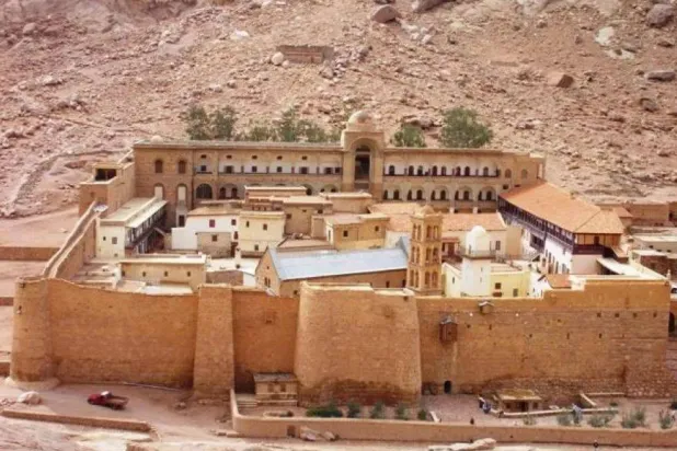 دير سانت كاترين في جنوب سيناء (وزارة السياحة والآثار المصرية)