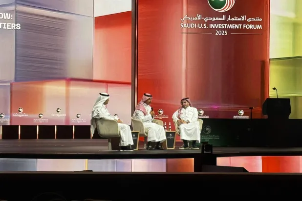 وزير السياحة السعودي متحدثاً في «منتدى الاستثمار السعودي - الأميركي» (الشرق الأوسط)