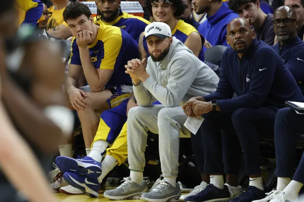 ستيفن كوري (إ.ب.أ)