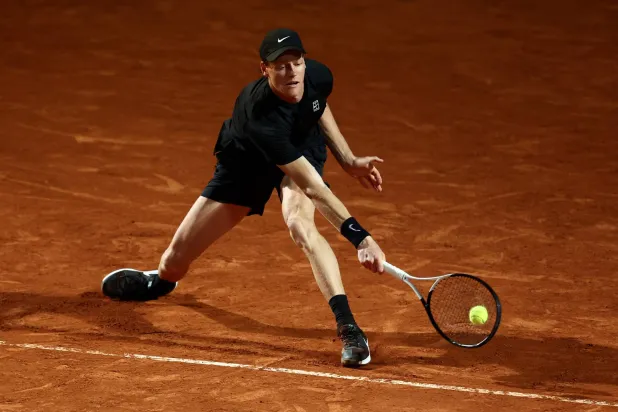 يانيك سينر (رويترز)