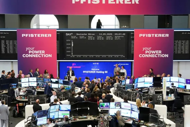 رسم بياني لمؤشر أسعار سهم «داكس» الألماني في بورصة فرنكفورت (رويترز)