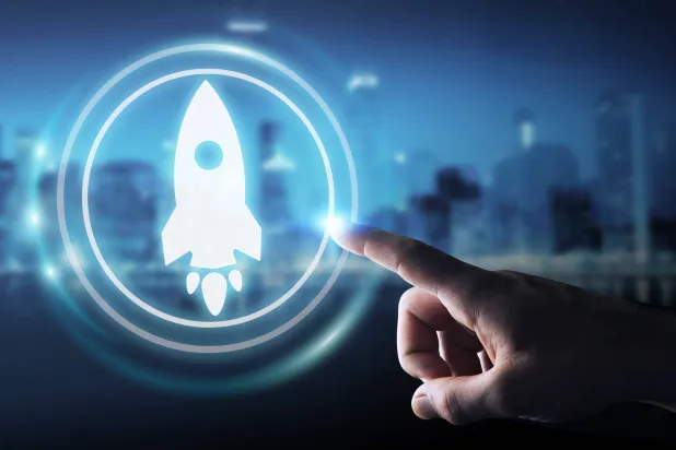 ماهواره برای جمع‌آوری داده‌های دقیق درباره فعالیت خورشیدی و تأثیر آن بر میدان مغناطیسی زمین طراحی شده است تا به پژوهش‌های جهانی در زمینه فضا کمک کند (شاترستاک)