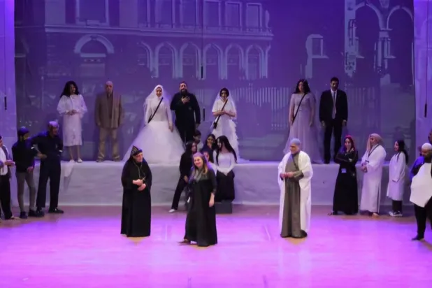 لقطة من مسرحية «إسكندرية 73» (الشرق الأوسط)