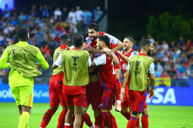 فرحة لاعبي نادي الشارقة (الاتحاد الآسيوي)