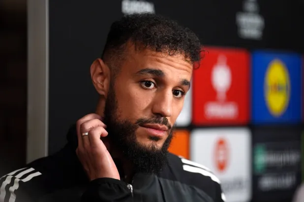 المغربي نصير مزراوي الظهير الأيمن لمانشستر يونايتد (د.ب.أ)