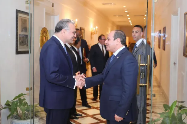 Mısır Cumhurbaşkanı Abdulfettah Sisi, ABD Başkanı Donald Trump'ın Arap dünyası ve Ortadoğu işlerinden sorumlu kıdemli danışmanı Massad Boulos'u kabul etti. (Mısır Cumhurbaşkanlığı)