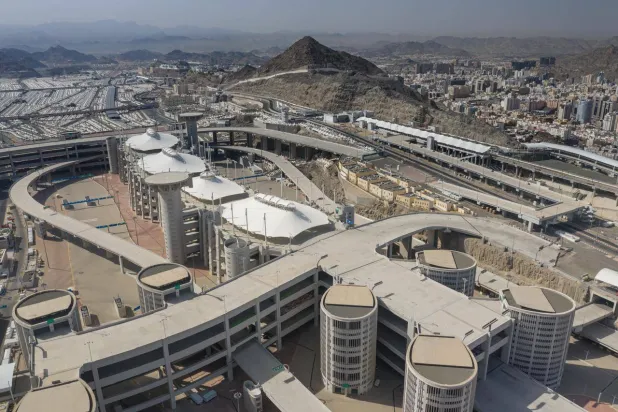 منشأة الجمرات ترتبط بشبكة من البنية التحتية لضمان تدفق الحشود وسرعة الاستجابة (كدانة)