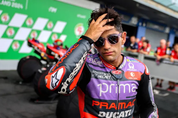 خورخي مارتن (رويترز)