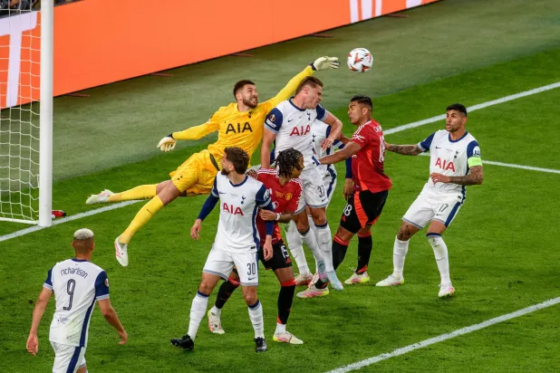 كانت المباراة كئيبة ومملة في غالبها (إ.ب.أ)